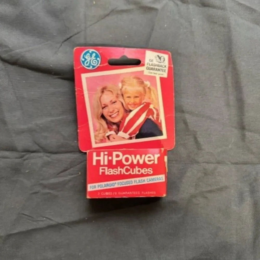 GE Hi-Power FlashCubes For Polaroid Focused Flash Cameras